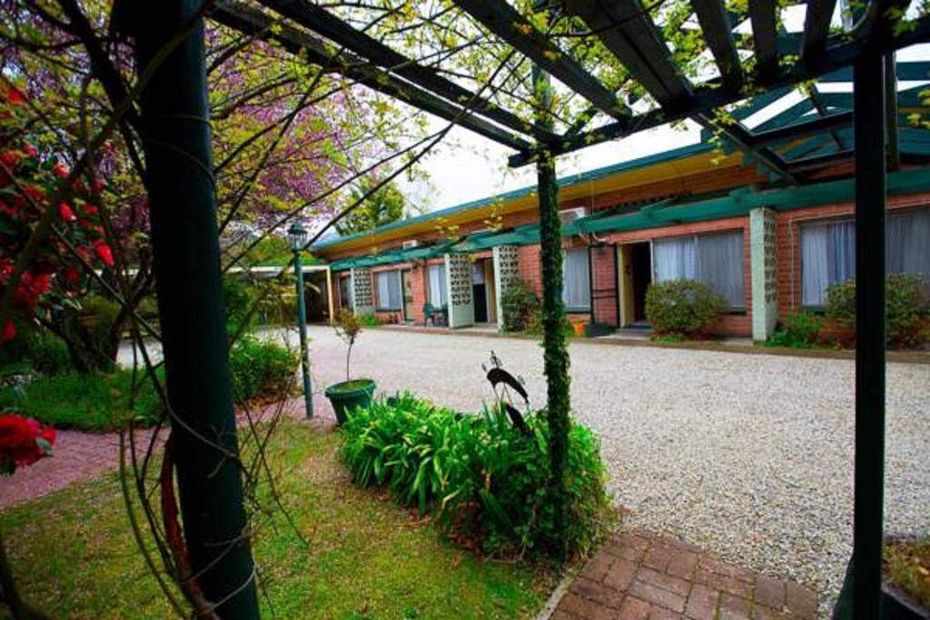 Carawatha Gardens Villa ไบรท์ ห้อง รูปภาพ